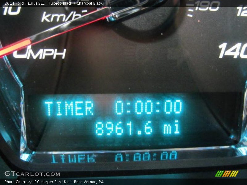 Tuxedo Black / Charcoal Black 2011 Ford Taurus SEL
