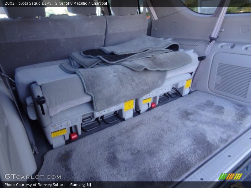 Silver Sky Metallic / Charcoal 2002 Toyota Sequoia SR5