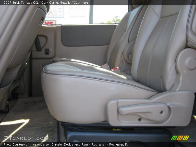 Dark Garnet Metallic / Cashmere 2007 Buick Terraza CXL