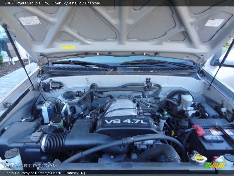 Silver Sky Metallic / Charcoal 2002 Toyota Sequoia SR5