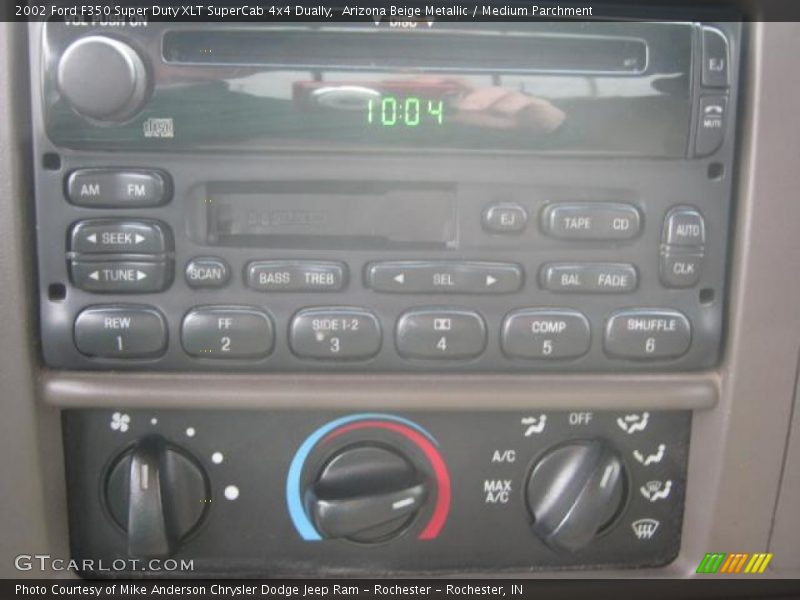 Controls of 2002 F350 Super Duty XLT SuperCab 4x4 Dually