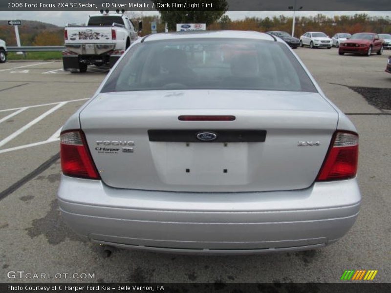 CD Silver Metallic / Dark Flint/Light Flint 2006 Ford Focus ZX4 SE Sedan
