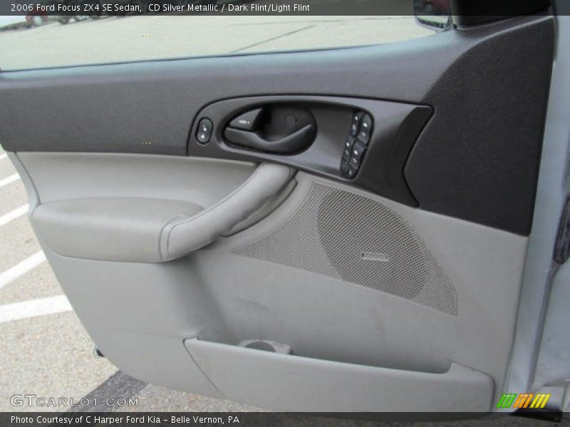 CD Silver Metallic / Dark Flint/Light Flint 2006 Ford Focus ZX4 SE Sedan