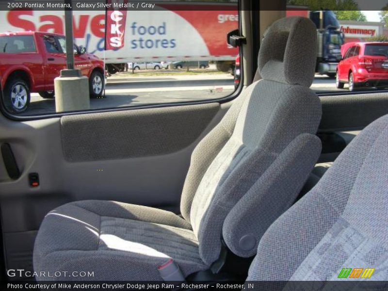 Galaxy Silver Metallic / Gray 2002 Pontiac Montana