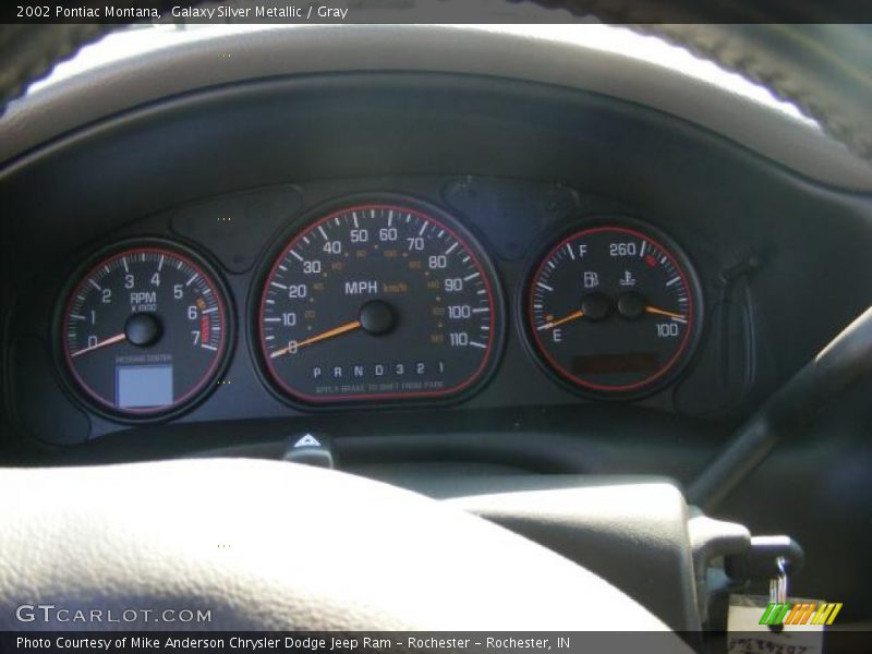 Galaxy Silver Metallic / Gray 2002 Pontiac Montana