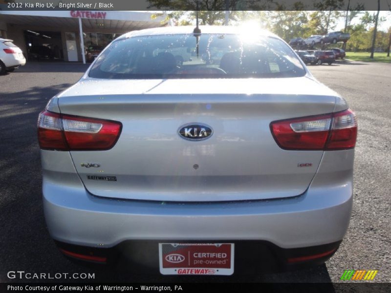 Bright Silver / Black 2012 Kia Rio LX