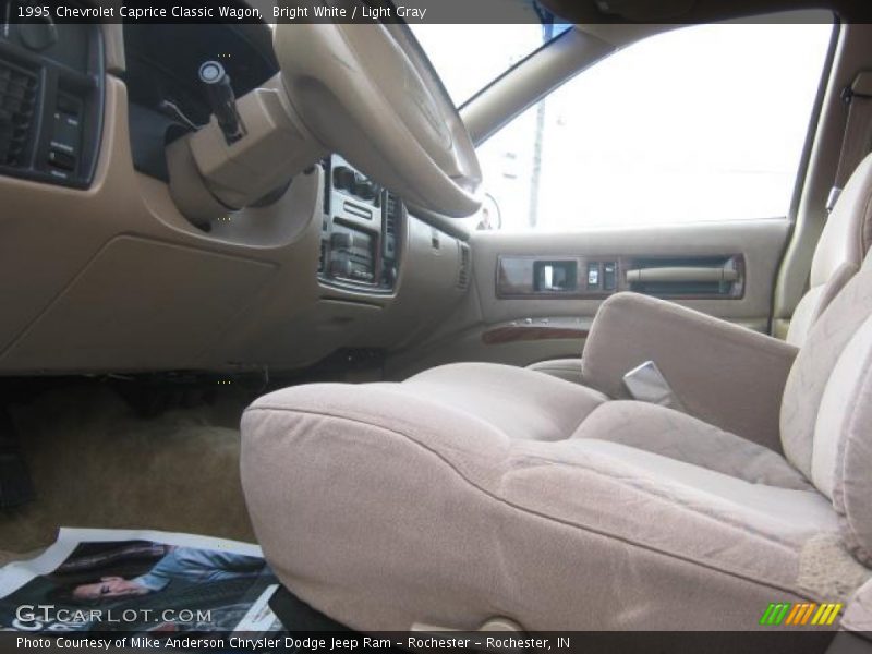 Bright White / Light Gray 1995 Chevrolet Caprice Classic Wagon