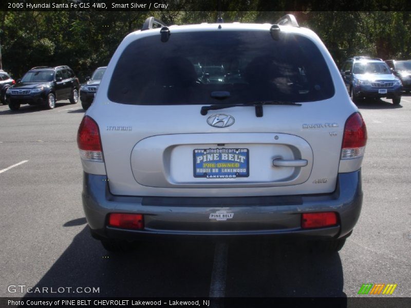 Smart Silver / Gray 2005 Hyundai Santa Fe GLS 4WD