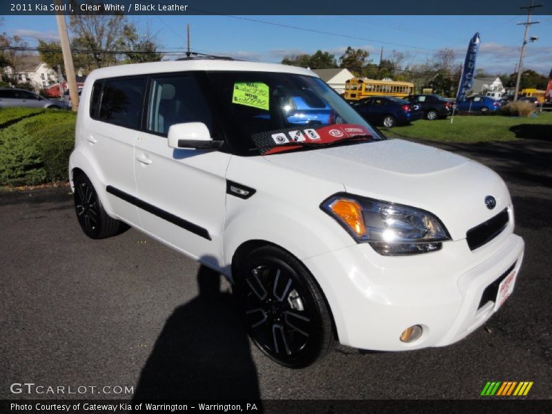 Clear White / Black Leather 2011 Kia Soul !