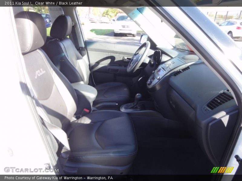 Clear White / Black Leather 2011 Kia Soul !
