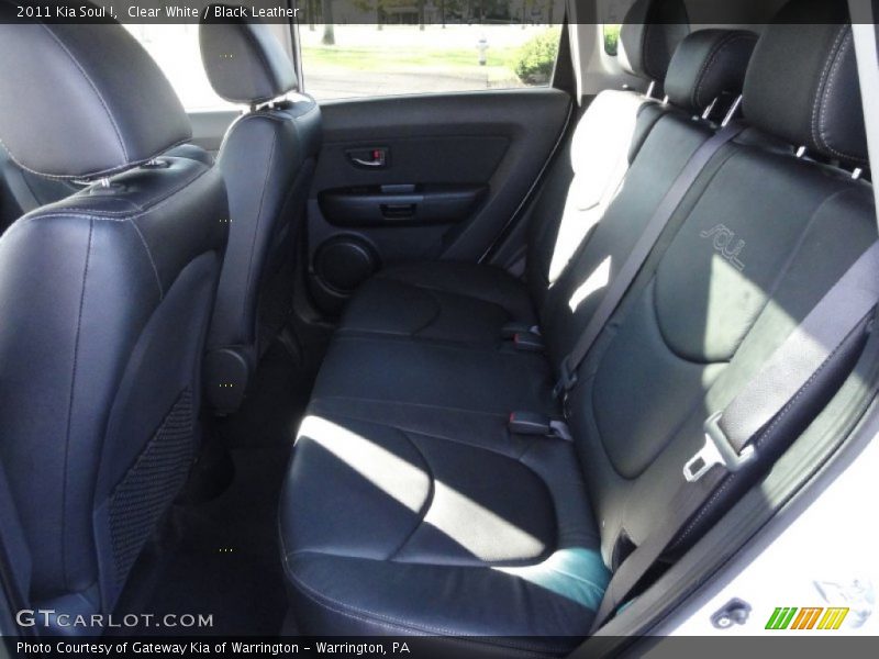 Clear White / Black Leather 2011 Kia Soul !