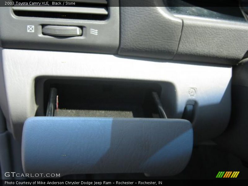 Black / Stone 2003 Toyota Camry XLE