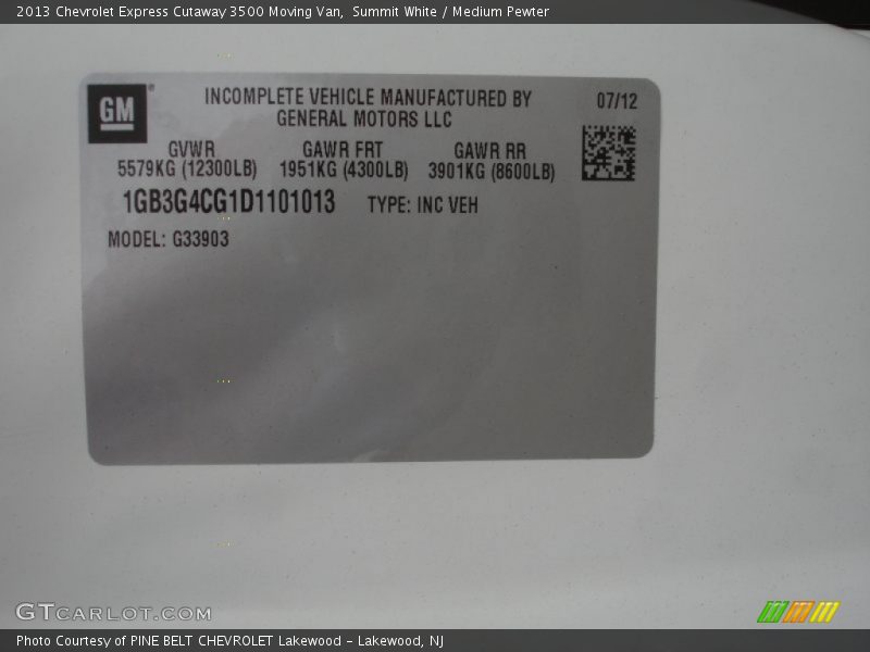 Info Tag of 2013 Express Cutaway 3500 Moving Van