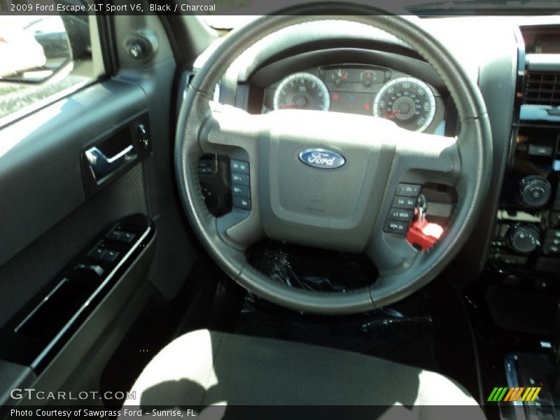  2009 Escape XLT Sport V6 Steering Wheel
