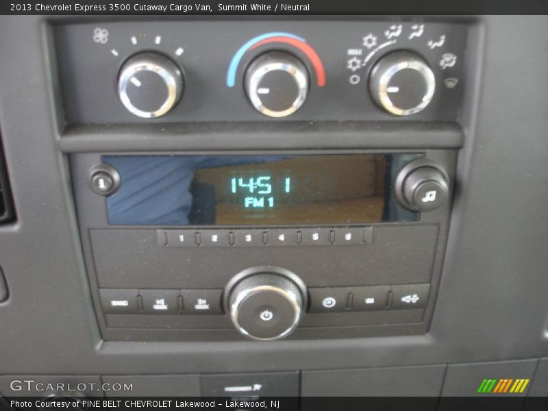 Summit White / Neutral 2013 Chevrolet Express 3500 Cutaway Cargo Van