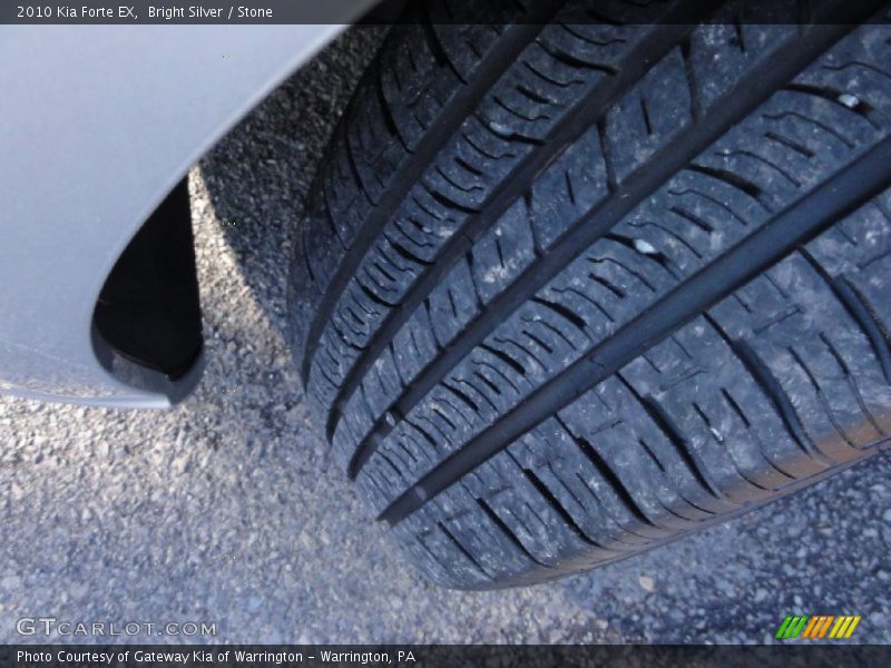 Bright Silver / Stone 2010 Kia Forte EX