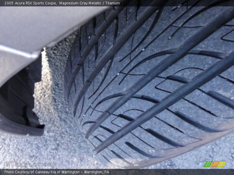 Magnesium Gray Metallic / Titanium 2005 Acura RSX Sports Coupe