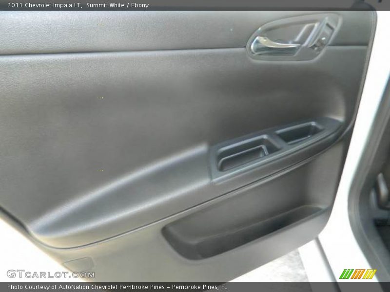 Summit White / Ebony 2011 Chevrolet Impala LT