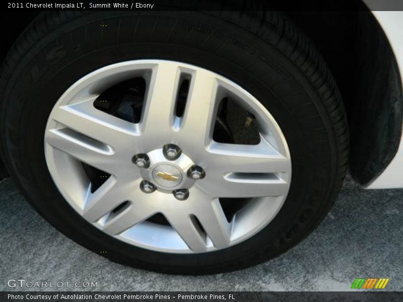 Summit White / Ebony 2011 Chevrolet Impala LT