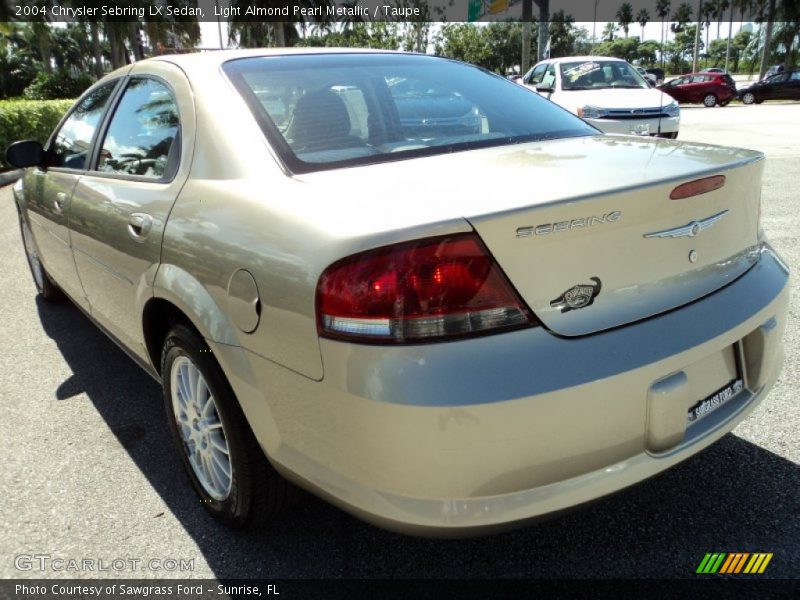 Light Almond Pearl Metallic / Taupe 2004 Chrysler Sebring LX Sedan