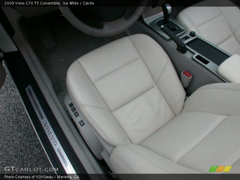 Ice White / Calcite 2009 Volvo C70 T5 Convertible