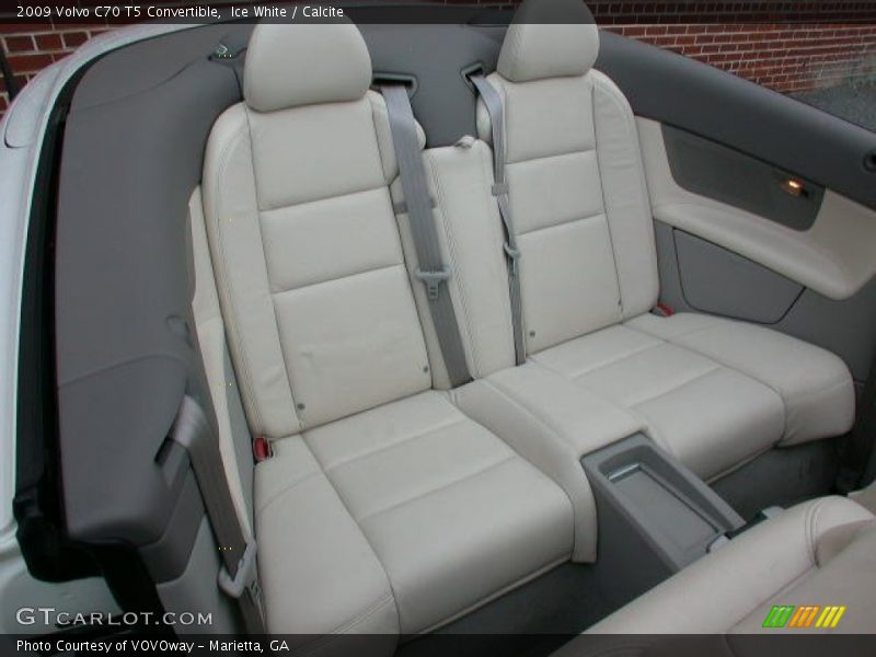 Ice White / Calcite 2009 Volvo C70 T5 Convertible