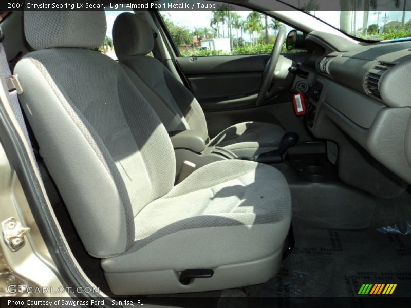 Light Almond Pearl Metallic / Taupe 2004 Chrysler Sebring LX Sedan