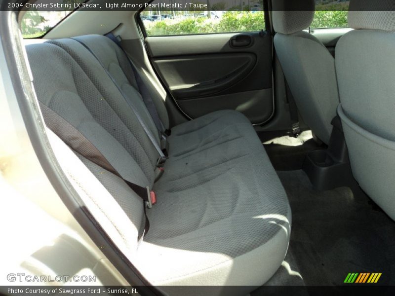 Light Almond Pearl Metallic / Taupe 2004 Chrysler Sebring LX Sedan