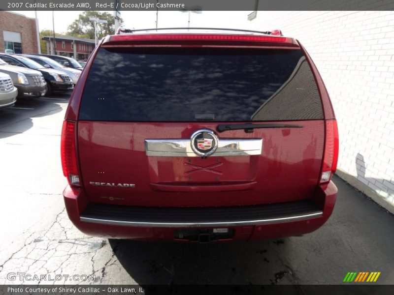 Red-E / Cocoa/Light Cashmere 2007 Cadillac Escalade AWD