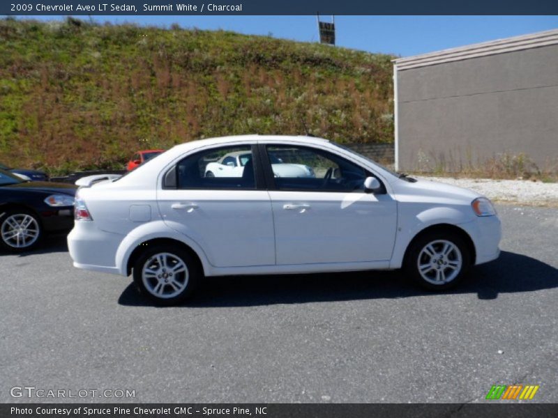 Summit White / Charcoal 2009 Chevrolet Aveo LT Sedan
