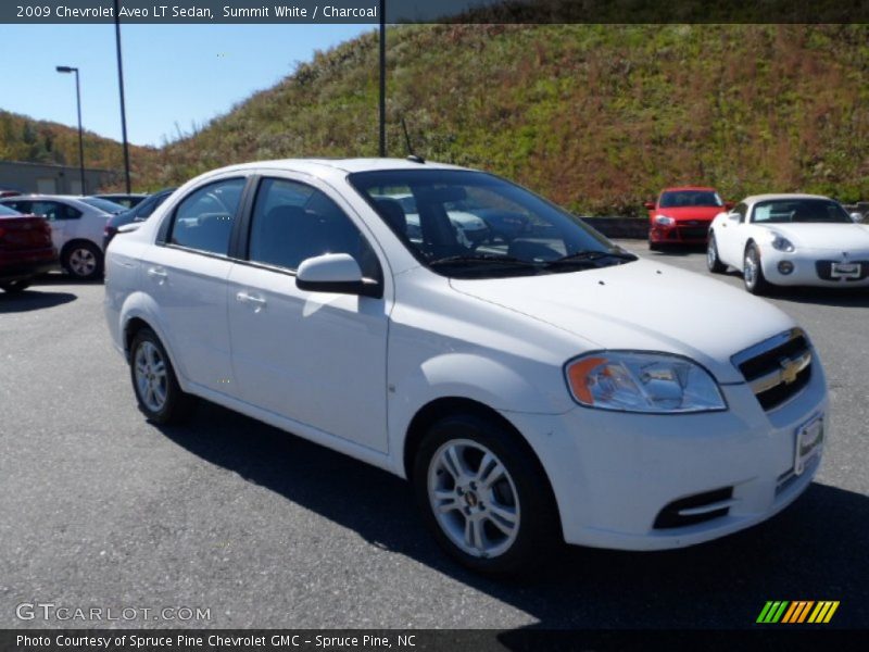 Summit White / Charcoal 2009 Chevrolet Aveo LT Sedan