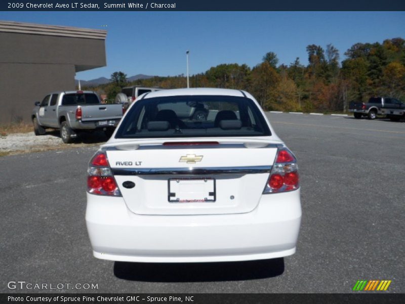Summit White / Charcoal 2009 Chevrolet Aveo LT Sedan