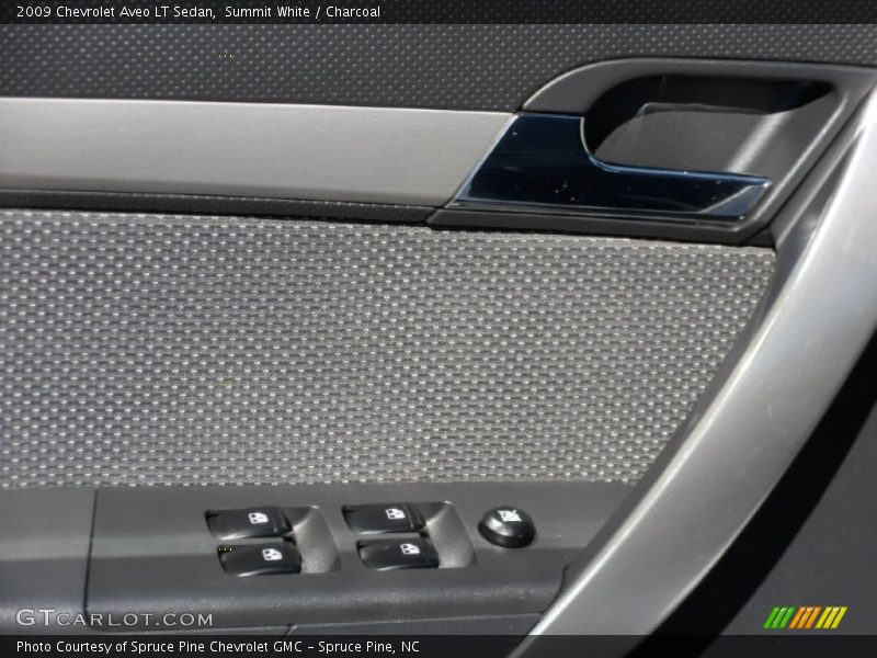 Summit White / Charcoal 2009 Chevrolet Aveo LT Sedan