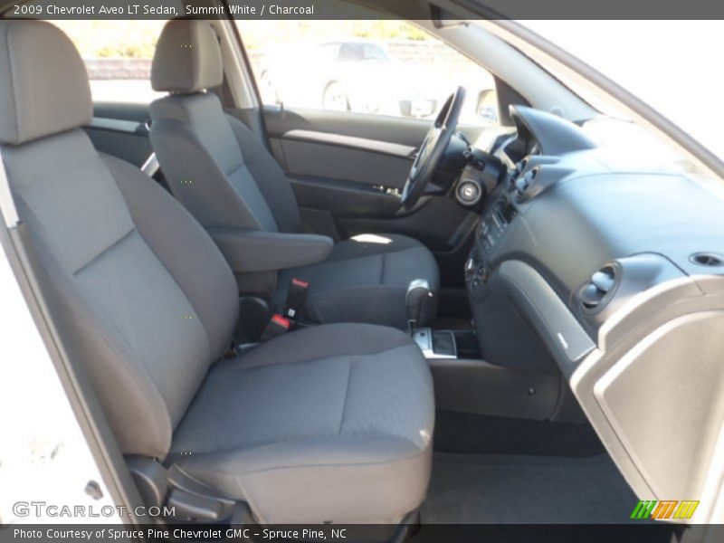 Summit White / Charcoal 2009 Chevrolet Aveo LT Sedan