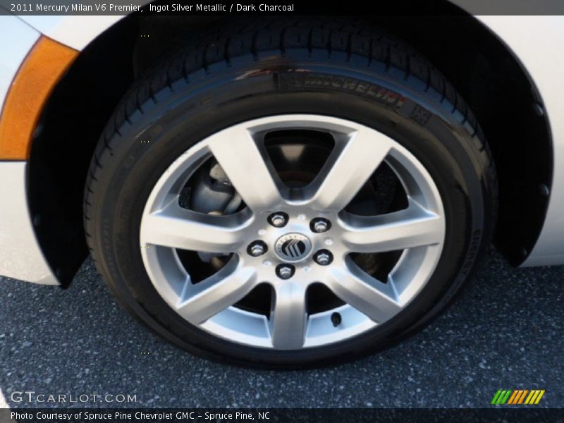 Ingot Silver Metallic / Dark Charcoal 2011 Mercury Milan V6 Premier