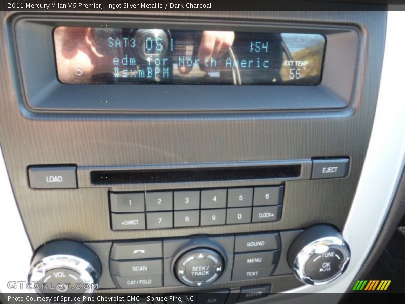 Ingot Silver Metallic / Dark Charcoal 2011 Mercury Milan V6 Premier