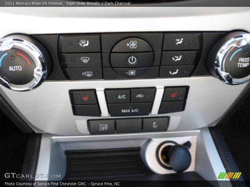 Ingot Silver Metallic / Dark Charcoal 2011 Mercury Milan V6 Premier