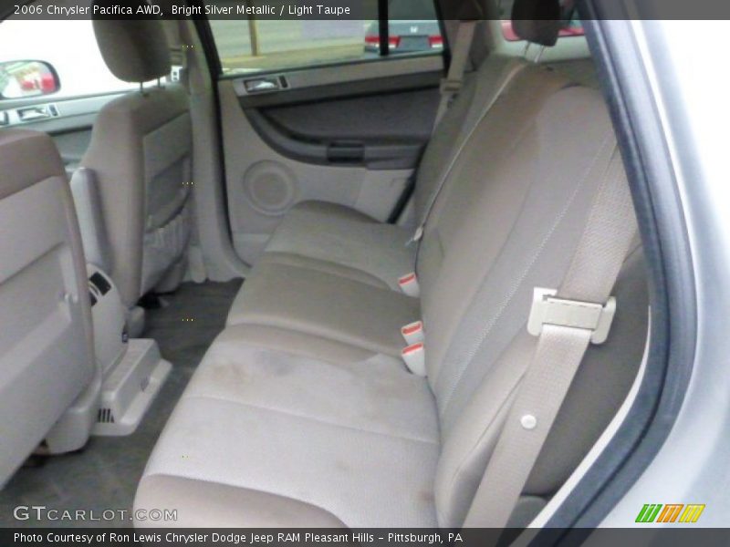 Bright Silver Metallic / Light Taupe 2006 Chrysler Pacifica AWD