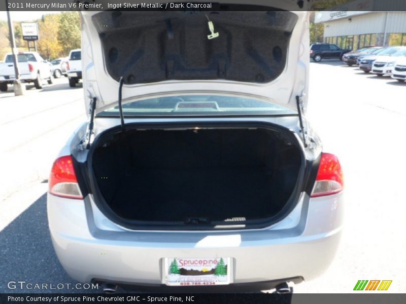 Ingot Silver Metallic / Dark Charcoal 2011 Mercury Milan V6 Premier