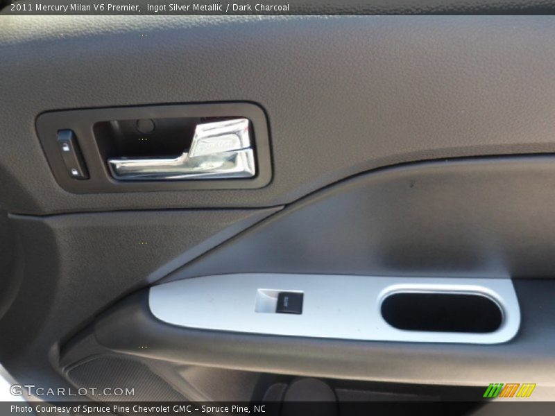 Ingot Silver Metallic / Dark Charcoal 2011 Mercury Milan V6 Premier