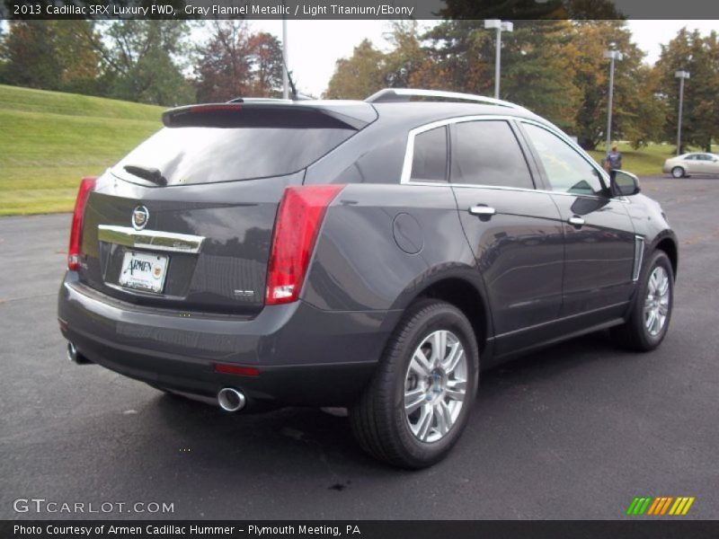 Gray Flannel Metallic / Light Titanium/Ebony 2013 Cadillac SRX Luxury FWD