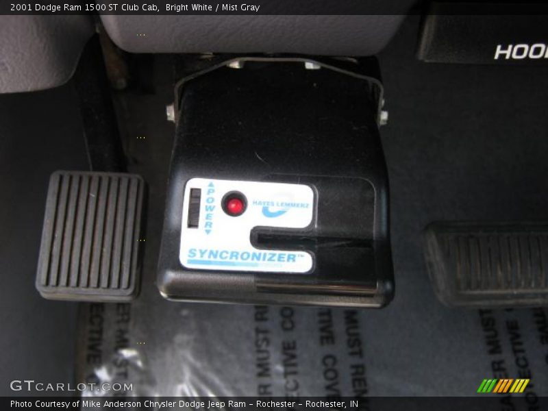 Bright White / Mist Gray 2001 Dodge Ram 1500 ST Club Cab