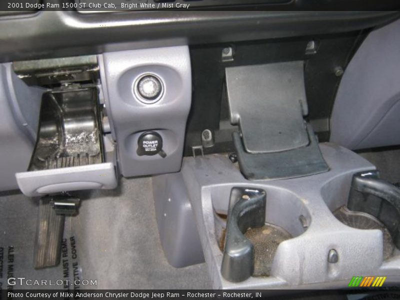 Bright White / Mist Gray 2001 Dodge Ram 1500 ST Club Cab