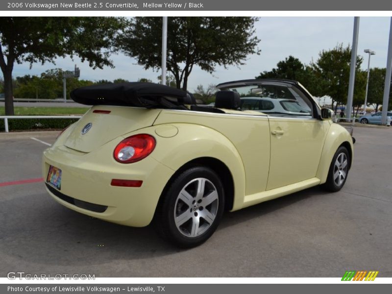 Mellow Yellow / Black 2006 Volkswagen New Beetle 2.5 Convertible