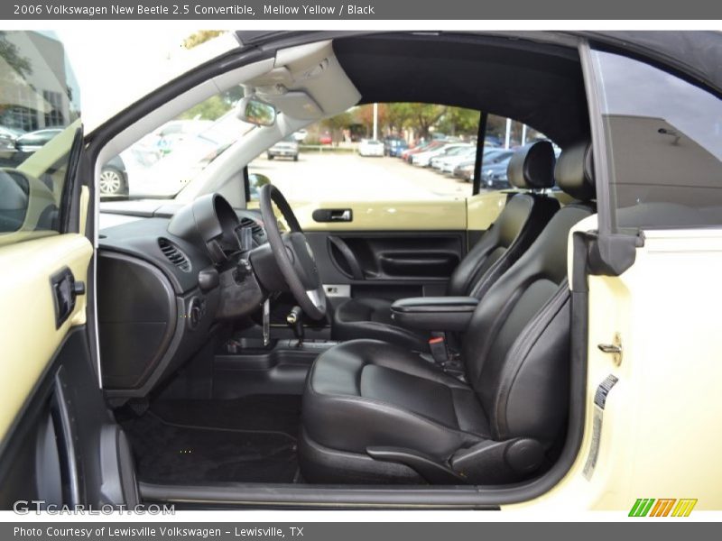 Mellow Yellow / Black 2006 Volkswagen New Beetle 2.5 Convertible