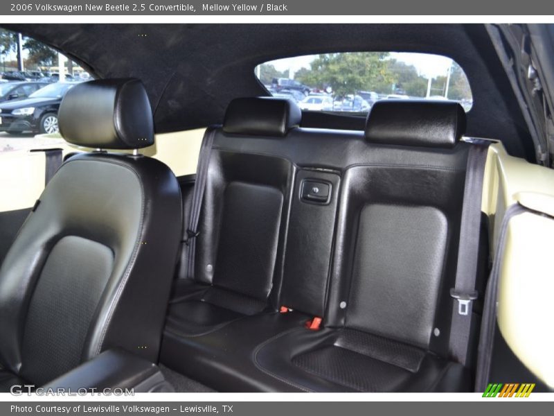 Mellow Yellow / Black 2006 Volkswagen New Beetle 2.5 Convertible