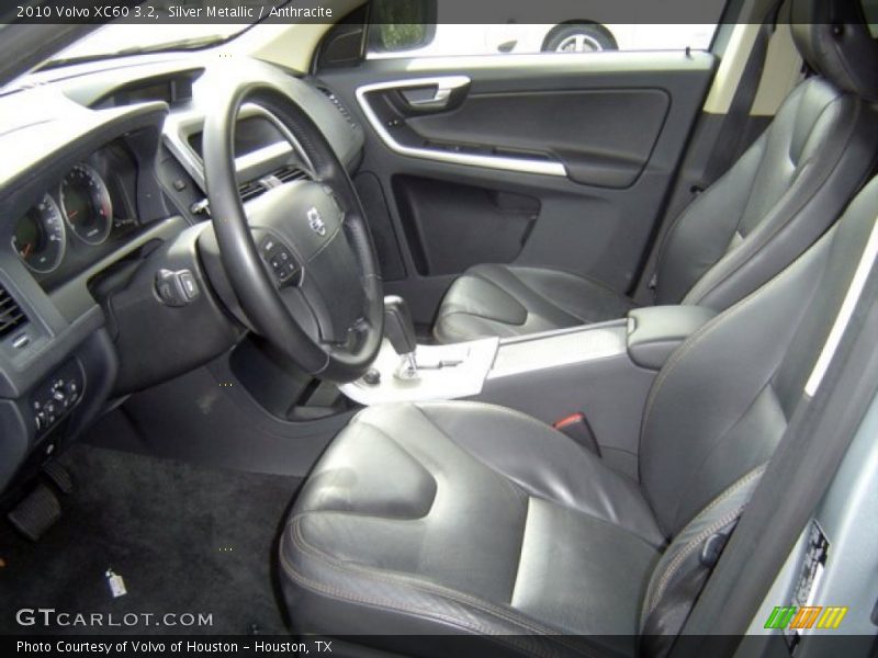 Silver Metallic / Anthracite 2010 Volvo XC60 3.2