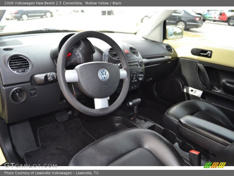 Mellow Yellow / Black 2006 Volkswagen New Beetle 2.5 Convertible
