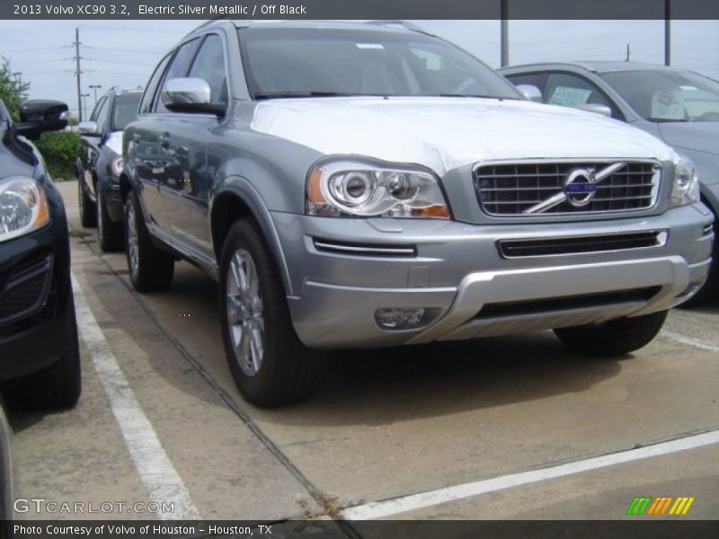 Electric Silver Metallic / Off Black 2013 Volvo XC90 3.2