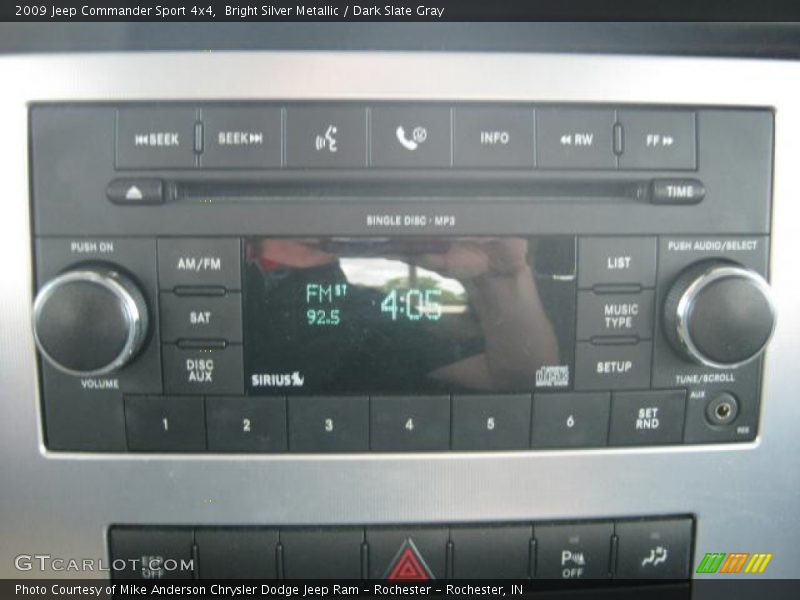 Bright Silver Metallic / Dark Slate Gray 2009 Jeep Commander Sport 4x4